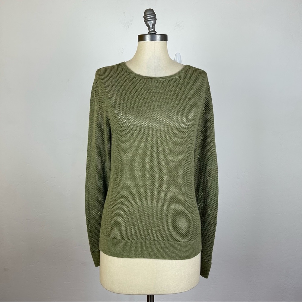 Bridge & Burn Green Eyelet Long Sleeve Top